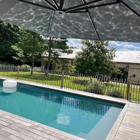 Le Grenier D'Ouilly Au Coeur Du Pays D'Auge - Gite Avec Piscine A 20 Min Des Plages Exterior foto